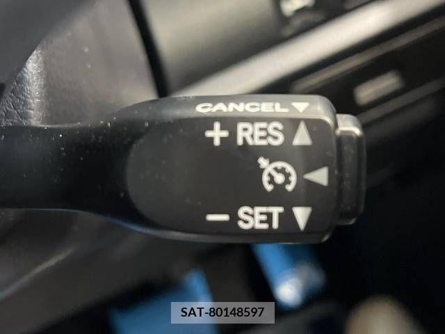 Toyota VOXY 2018-02 234460-7