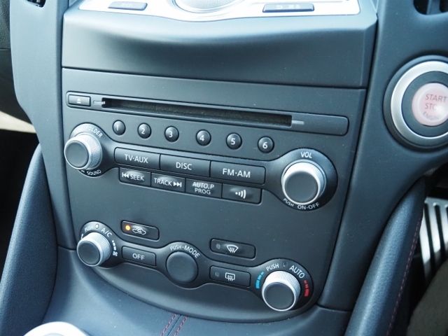 Nissan FAIRLADY Z 2013-02 188149-21