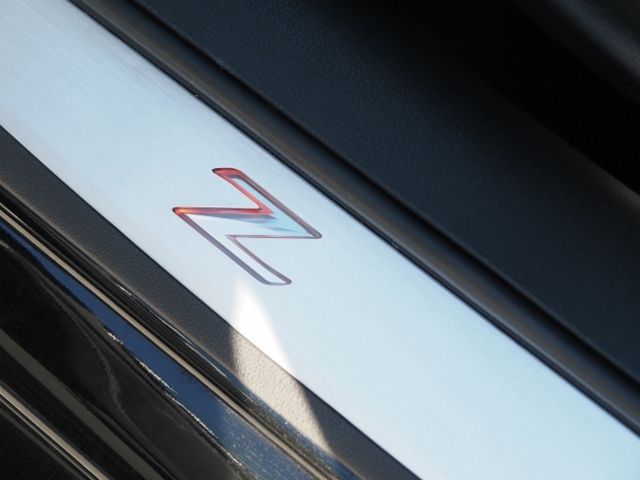 Nissan FAIRLADY Z 2013-02 188149-23