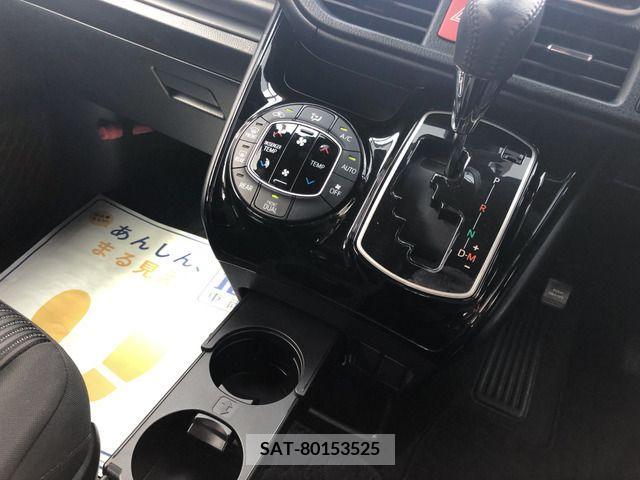 Toyota NOAH 2017-07 201734-10