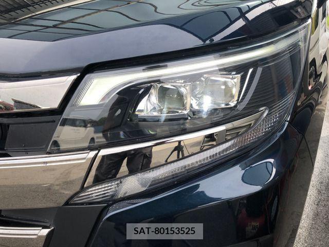 Toyota NOAH 2017-07 201734-18