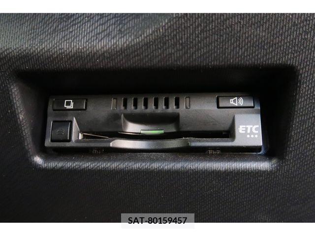 Toyota AQUA 2017-03 260255-15