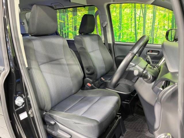 Toyota VOXY 2015-11 185432-8