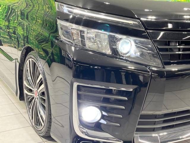 Toyota VOXY 2015-11 185432-13