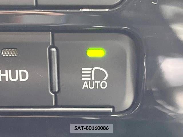 Toyota PRIUS 2019-08 332199-7