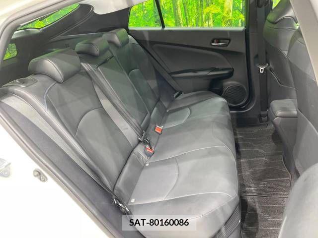 Toyota PRIUS 2019-08 332199-10
