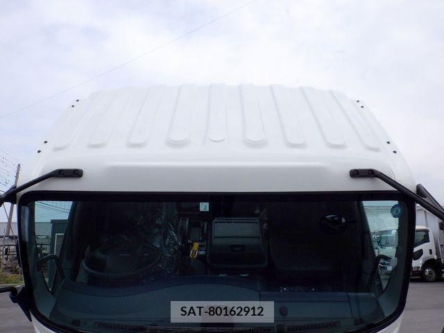 Isuzu FORWARD 2023-02 231340-17