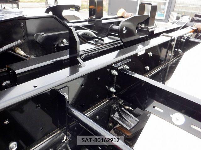 Isuzu FORWARD 2023-02 231340-8