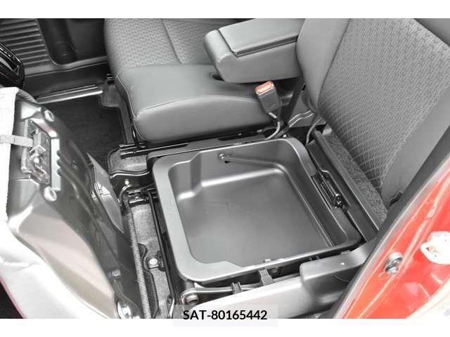 Suzuki SPACIA 2019-09 312510-11