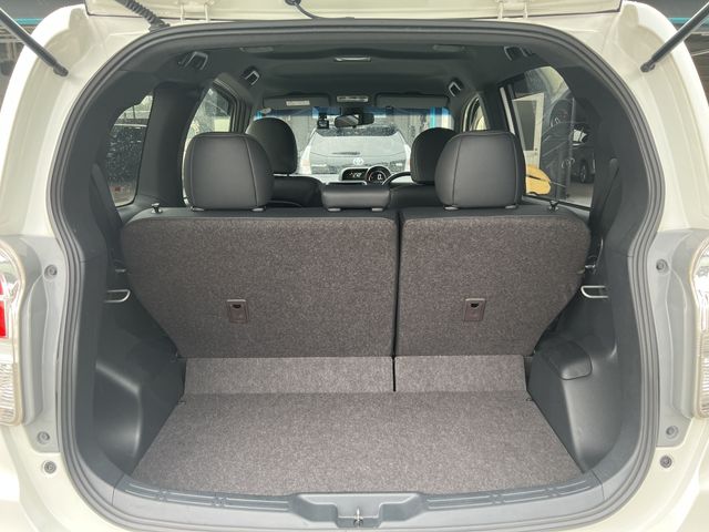 Toyota SPADE 2018-11 11990-12