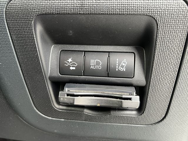 Toyota SPADE 2018-11 11990-15