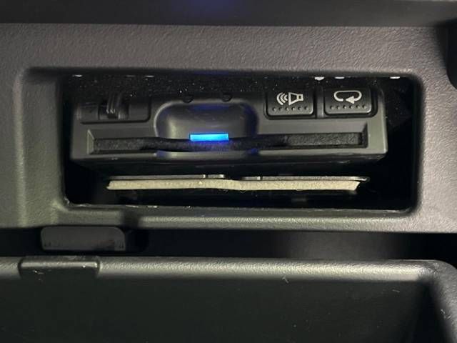 Nissan SERENA 2014-02 1662-5