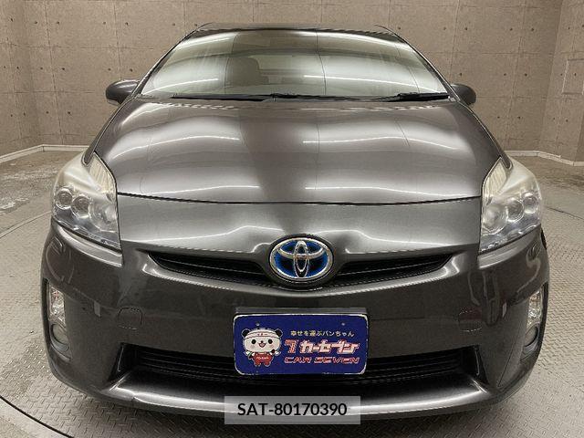Toyota PRIUS 2011-01 240670-4