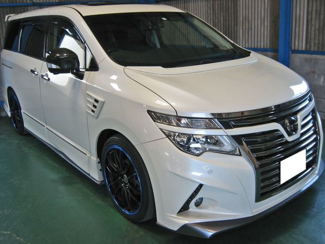 Nissan ELGRAND 2015-03 7224-4