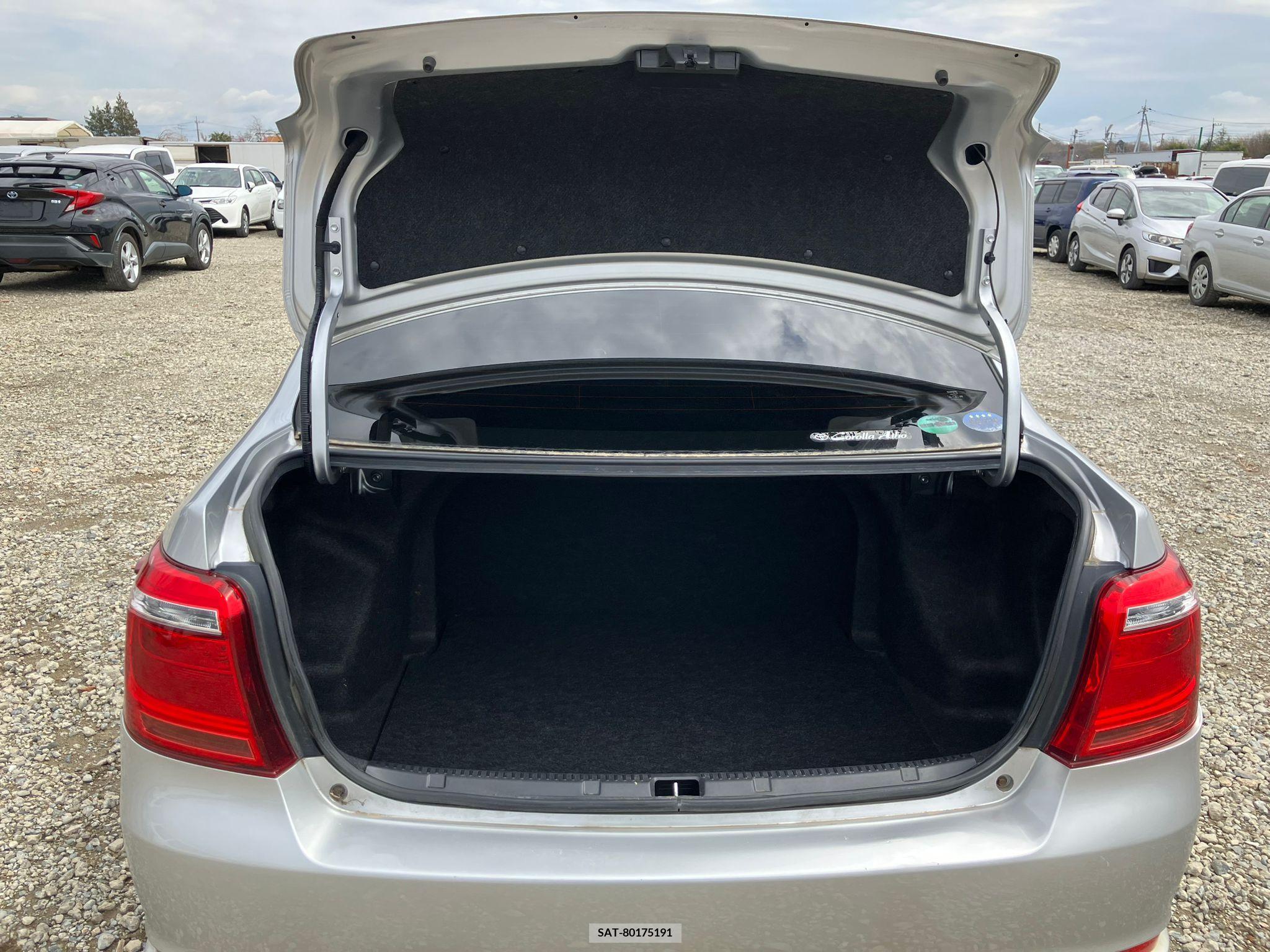 Toyota COROLLA AXIO 2017-03 257765-16