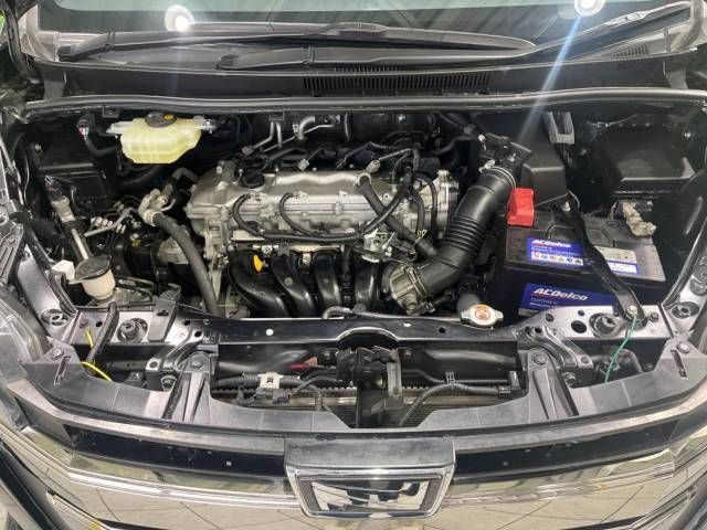 Toyota NOAH 2018-07 185086-18