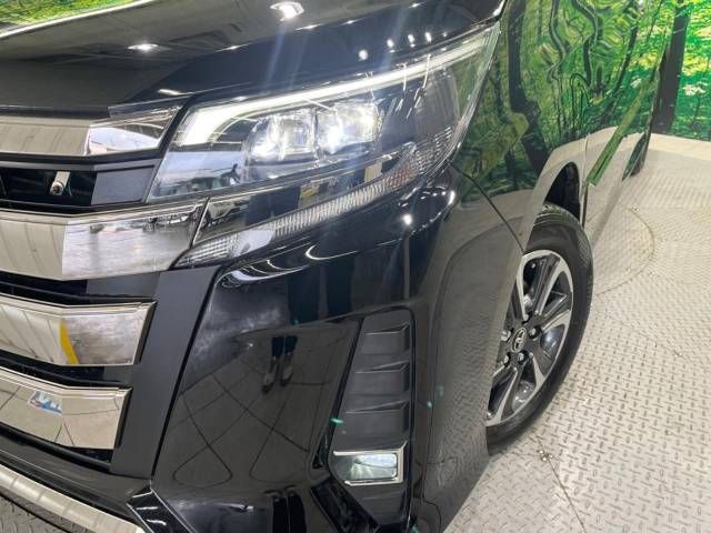Toyota NOAH 2018-07 185086-8