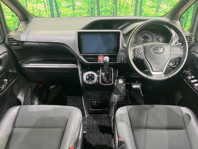 Toyota NOAH 2018-07 185086-1