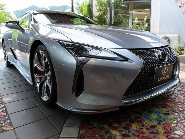 Lexus LC 2022-06 23519-6
