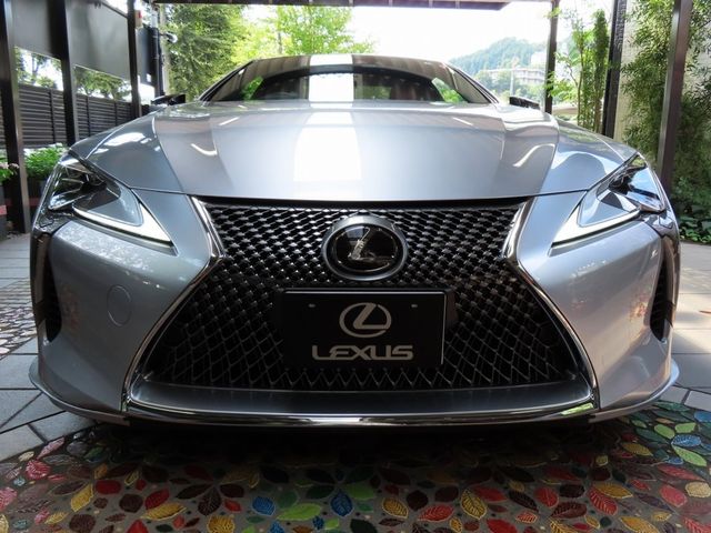 Lexus LC 2022-06 23519-4