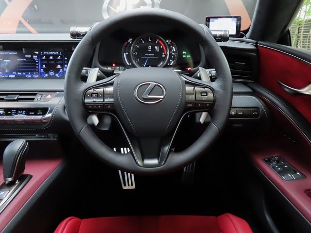 Lexus LC 2022-06 23519-18