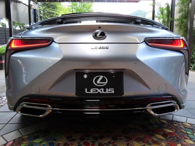 Lexus LC 2022-06 23519-5