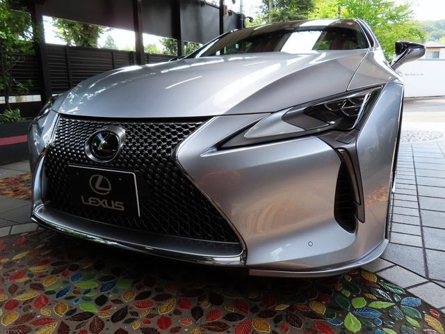 Lexus LC 2022-06 23519-0