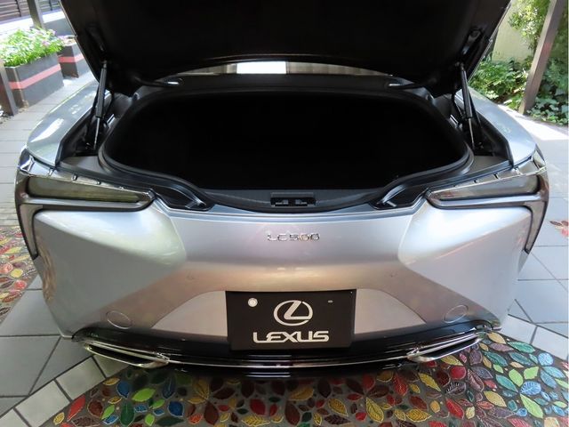 Lexus LC 2022-06 23519-27