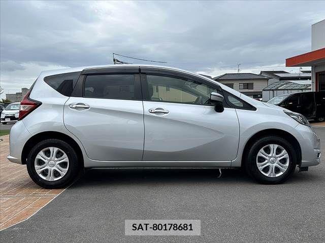 Nissan NOTE 2017-03 313895-11