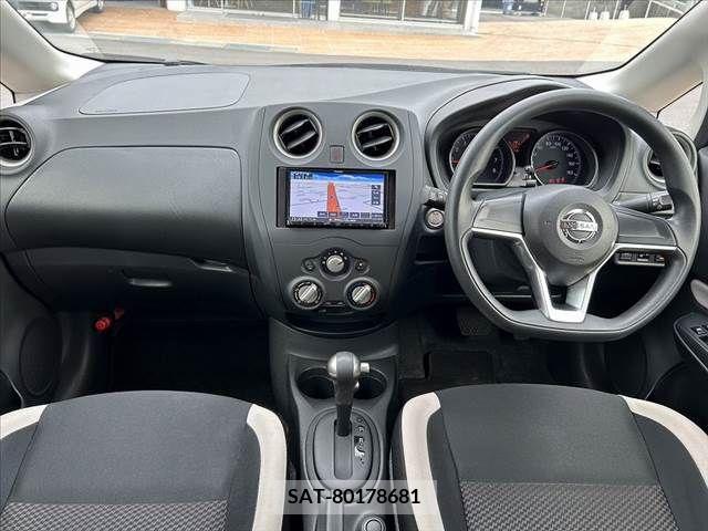 Nissan NOTE 2017-03 313895-1