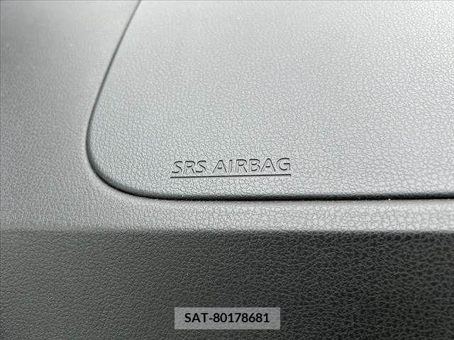 Nissan NOTE 2017-03 313895-28
