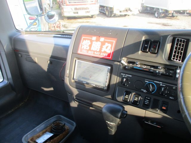 Nissan CIVILIAN BUS 2001-02 976-9