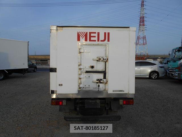 Hino DUTRO 2013-09 251928-8