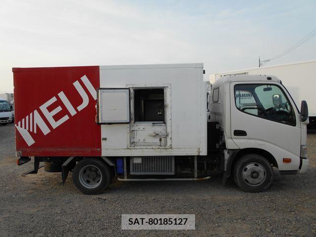 Hino DUTRO 2013-09 251928-10