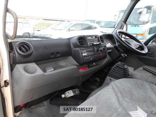 Hino DUTRO 2013-09 251928-11