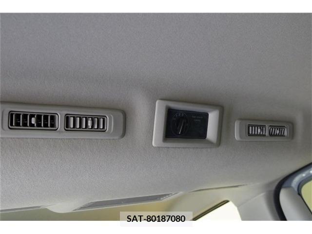 Nissan Caravan 2022-03 389861-8