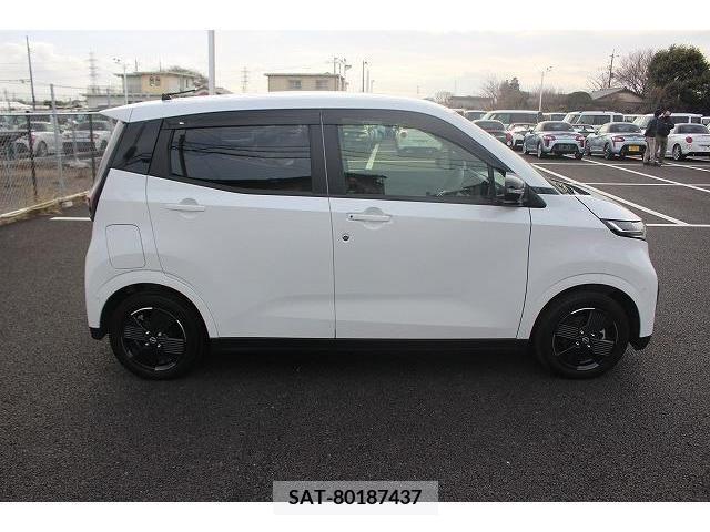 Nissan Sakura 2023-04 218819-6