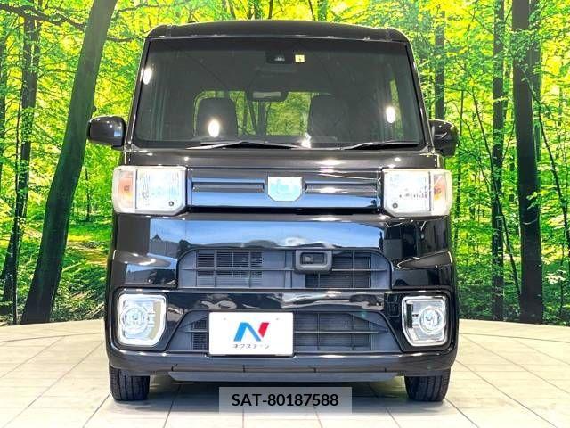 Daihatsu WAKE 2018-01 371067-14