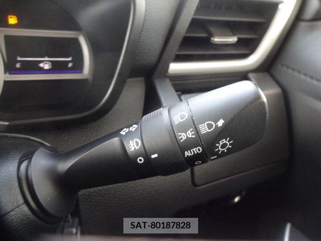 Toyota ROOMY 2018-03 236753-16