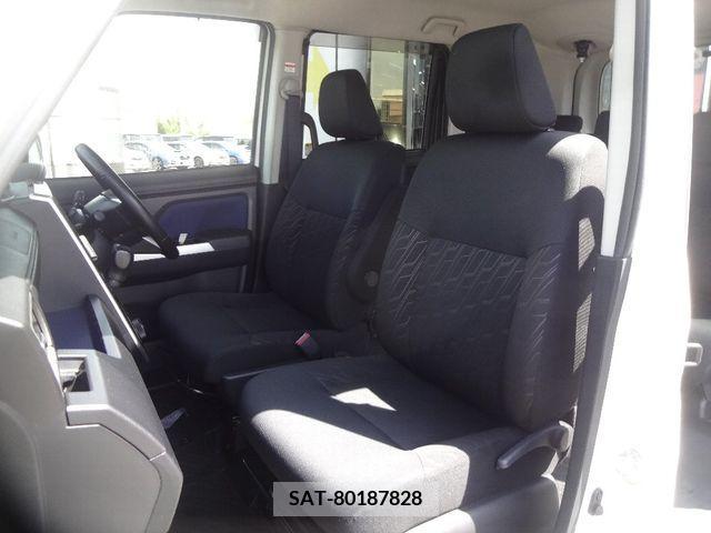 Toyota ROOMY 2018-03 236753-9