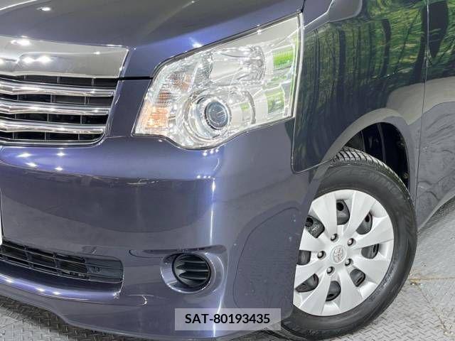Toyota NOAH 2013-11 279512-11
