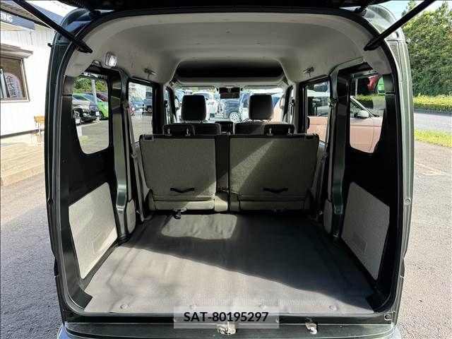 Suzuki EVERY 2022-07 301637-10