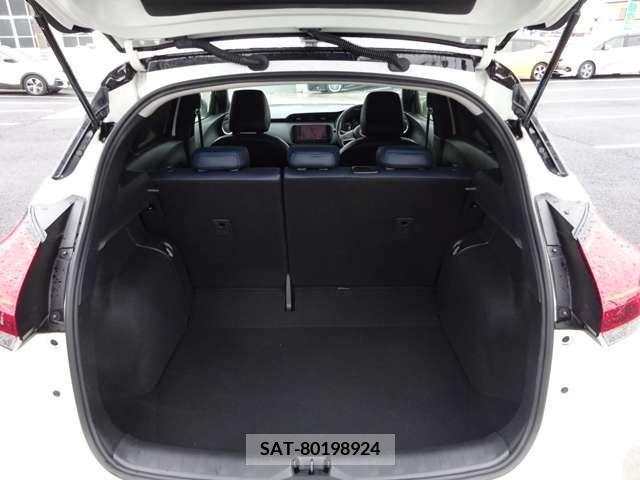 Nissan KICKS 2021-12 235399-8
