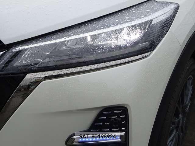 Nissan KICKS 2021-12 235399-3
