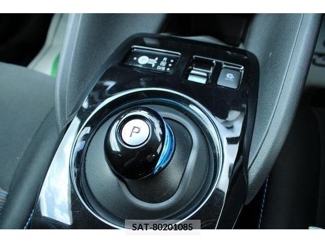 Nissan LEAF 2018-01 367080-5