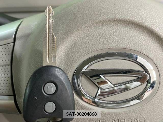 Daihatsu TANTO 2015-01 346950-7