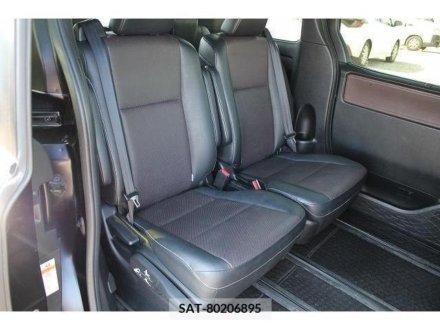 Toyota ESQUIRE 2017-12 213298-13