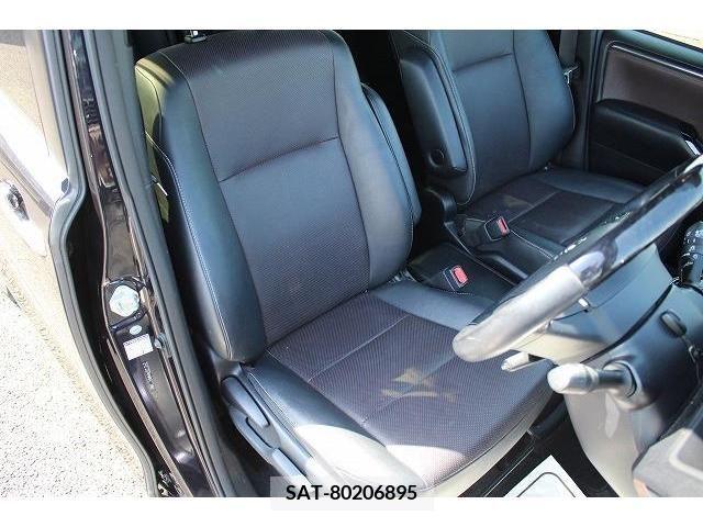 Toyota ESQUIRE 2017-12 213298-12