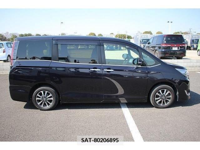 Toyota ESQUIRE 2017-12 213298-8