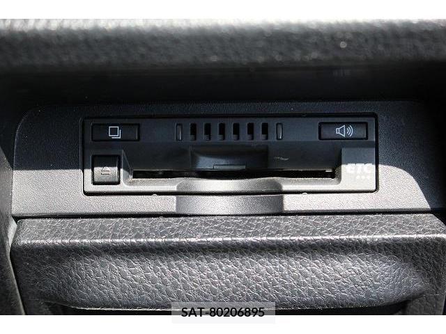 Toyota ESQUIRE 2017-12 213298-3